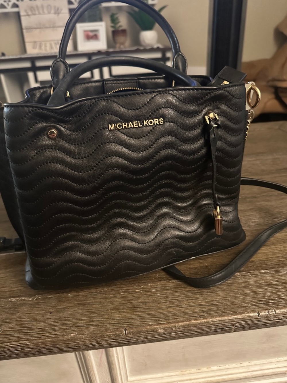 Michael Khors purse